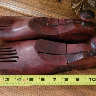 Lot 254: (3) Assorted Vintage Shoe Trees