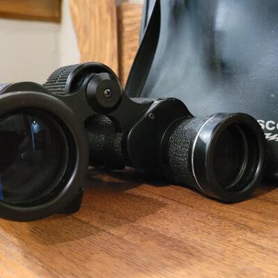 Lot 260: Vintage TASCO 7 x 35 Binoculars w/ Soft Case
