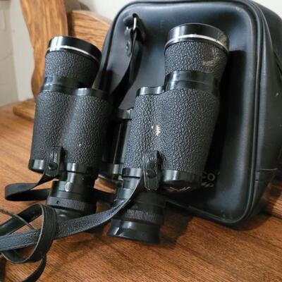 Lot 260: Vintage TASCO 7 x 35 Binoculars w/ Soft Case
