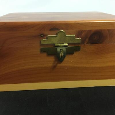 Cedar Box With key. Excellent 