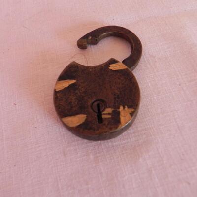 LOT 78 VINTAGE LOCKS