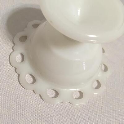 Vintage Anchor Hocking Old Colony Open Lace White Milk Glass Footed Dish