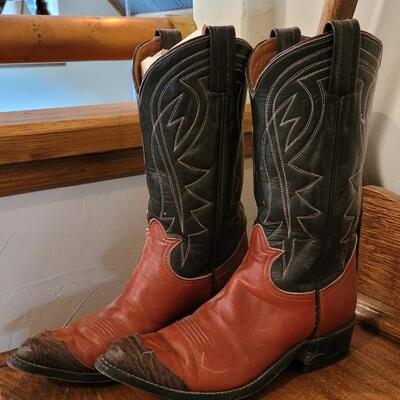 Lot 265: Vintage TONY LAMA Brown and Black Cowboy Boots (Please see Ruler for Size)
