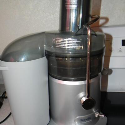LOT 79  SMALL KITCHEN APPLIANCES