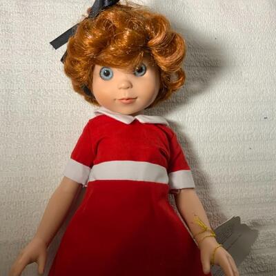 #104 Annie collector doll