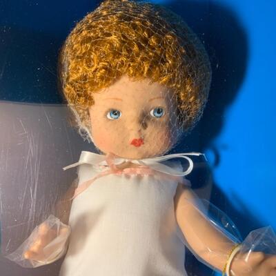 #104 Annie collector doll