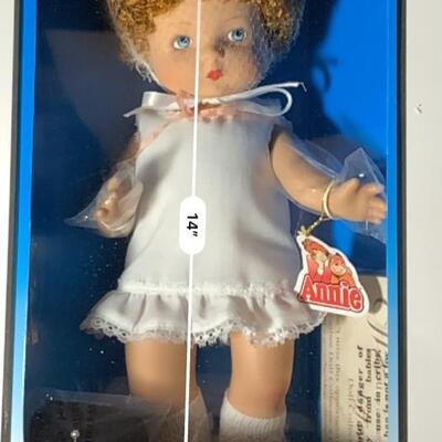 #104 Annie collector doll