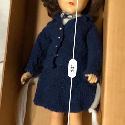 #106 mary hoyer lot 4