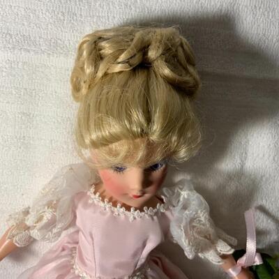 #107 mary hoyer  lot 4 