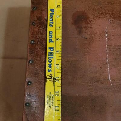 Lot 303: Antique 1800's Crouch & Fitzgerald New York Box
