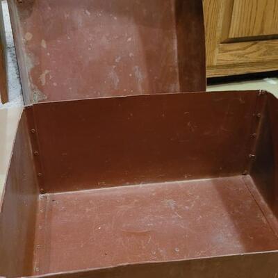 Lot 303: Antique 1800's Crouch & Fitzgerald New York Box