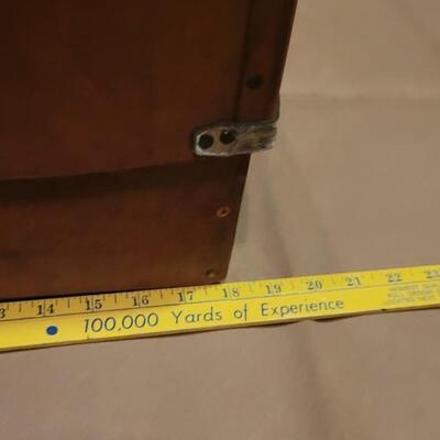 Lot 303: Antique 1800's Crouch & Fitzgerald New York Box