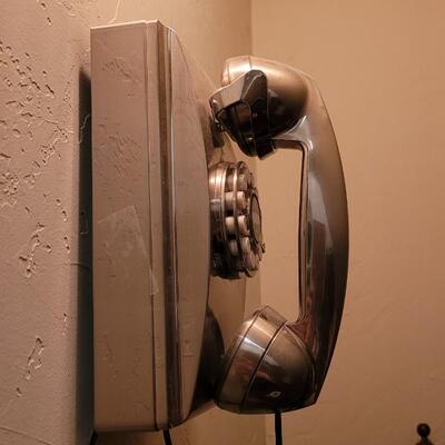 Lot 306: Crosley Wall Phone