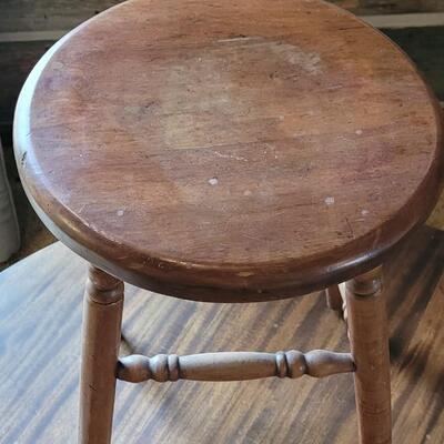 Lot 321: Antique Wood Stool with a Curved Leg 