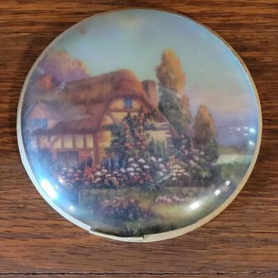 Lot 323: (2) Antique 1920's/30's Convex Bubble Prints 4.5"