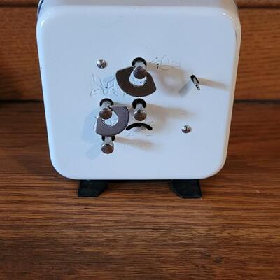 Lot 326: Vintage MOM Alarm Clock made in Hungry 