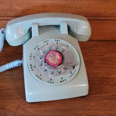 Lot 332: Vintage Rotary Telephone
