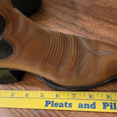 Lot 342: Vintage Cowboy Boots (See Ruler for Size)