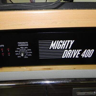 LOT 84 BENCH TOP LATHE AND MIGHTYDRIVE 400