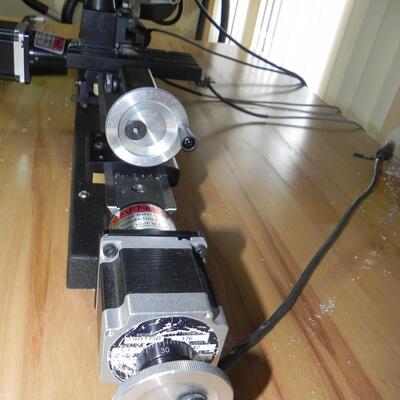 LOT 84 BENCH TOP LATHE AND MIGHTYDRIVE 400