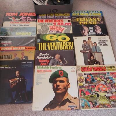 LOT 103  LPS/RECORDS