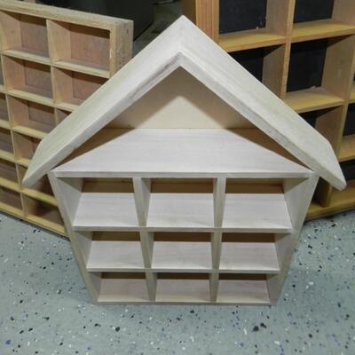 LOT 106 DISPLAYS