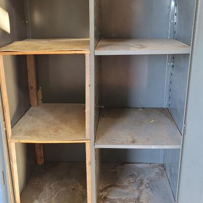 Lot 350: Vintage Large Metal Storage Cabinet 36 x 84 x 24
