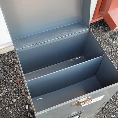 Lot 352: Vintage Metal File Cabinet 12.5 x 10 x 31