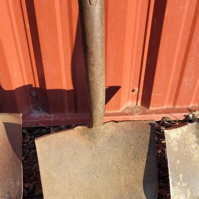 Lot 358: (3) Vintage Shovels 