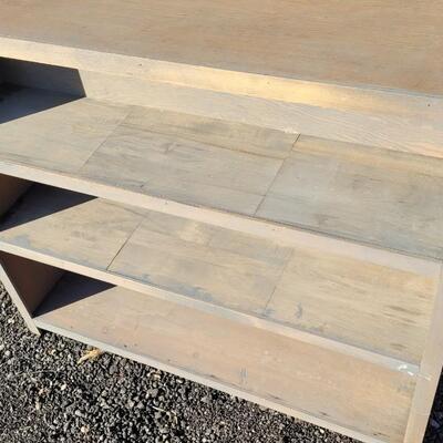Lot 371: Vintage Bookshelf 44 x 48 x 11