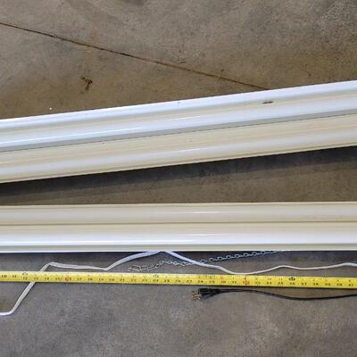 Lot 374: (2) Flourescent Light Ballasts 48"