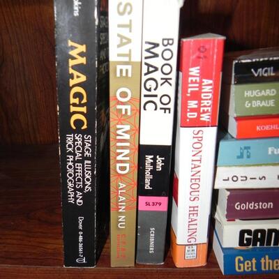 LOT 146 MAGIC IN PAPERBACK