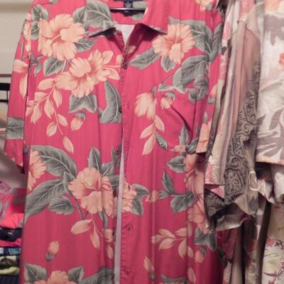 LOT 152 HAWAIIAN  SHIRTS