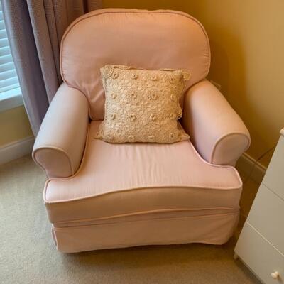 Pink Plaid Roc king Chair 