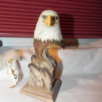LOT 154 SMALL COLLECTIBLES
