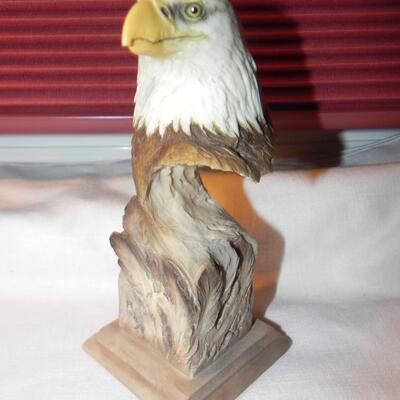 LOT 154 SMALL COLLECTIBLES