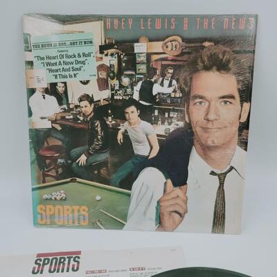 HUEY LEWIS & THE NEWS - SPORTS LP 