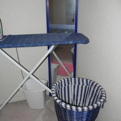 LOT 162  LAUNDRY TIME