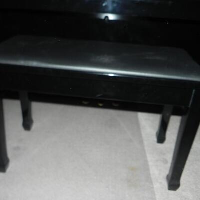 LOT 9 REMINGTON  PIANO AND BENCH