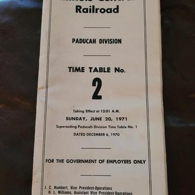 Lot 383: Assorted Vintage RAILROAD Time Tables and Collectibles 