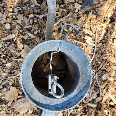 Lot 386: Huffman Half Gallon Liquid Metal Watering Can