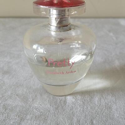 Lot 390: Pretty Perfume by Elizabeth Arden