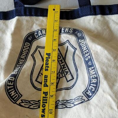 Lot 393: The United Brotherhood of Carpenters Tote - Ivory and Blue