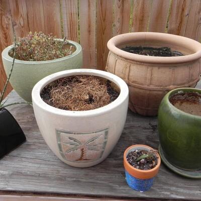 LOT 167 PLANTING POTS