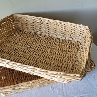 Lot 394: (2) Large Baskets
