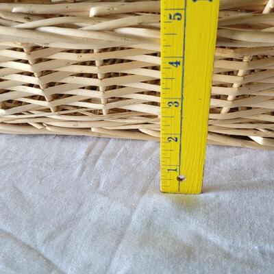 Lot 394: (2) Large Baskets