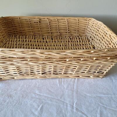 Lot 394: (2) Large Baskets