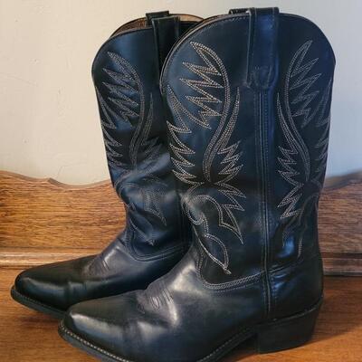Lot 400: Men's Black Cowboy Boots