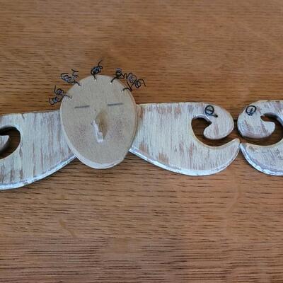 Lot 405: Wooden Angel Wall Decor