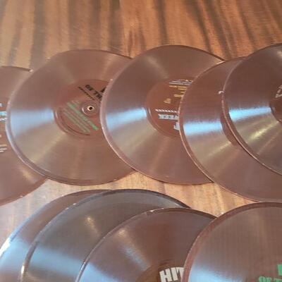 Lot 421: Vintage Hit of the Week Paper Records Collec